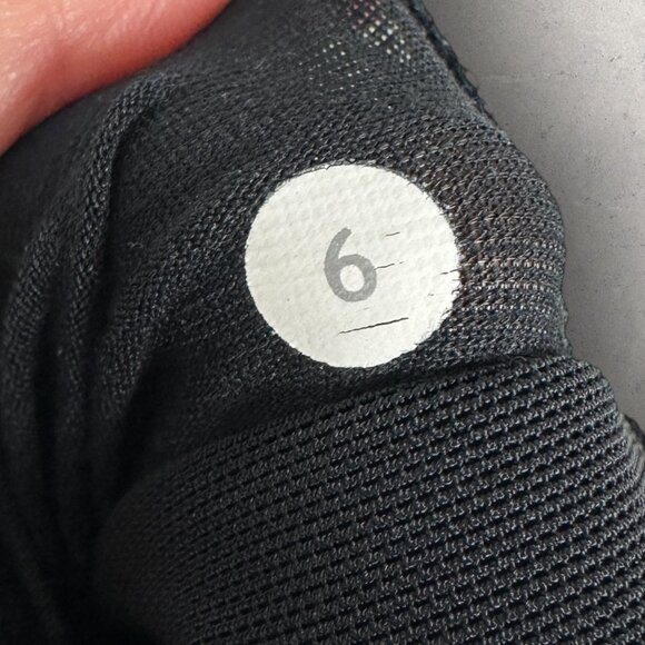 Lululemon Run For‎ Your Life Tank Womens Size 6 Built In Bra Yoga Activewear Top - Picture 4 of 13